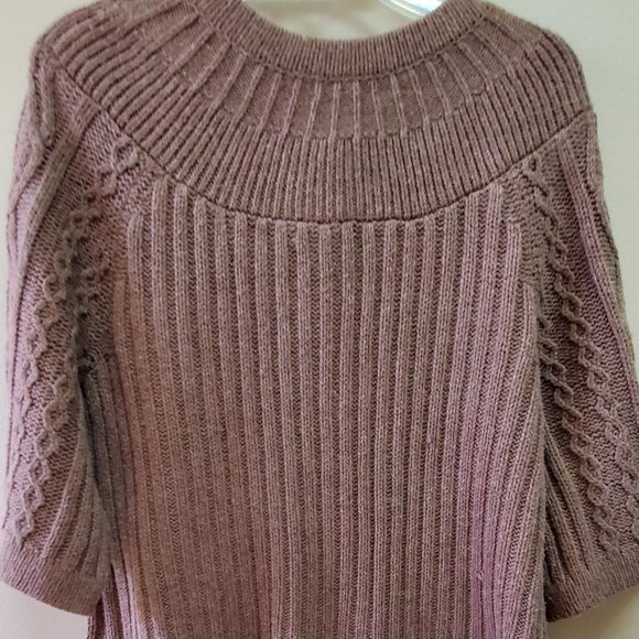 Heavy Knit Three Button Shrug - Picture 2 of 10